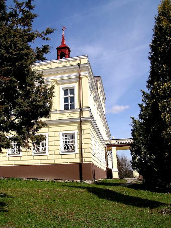 Penzion Zamek Rozsochatec Exterior photo